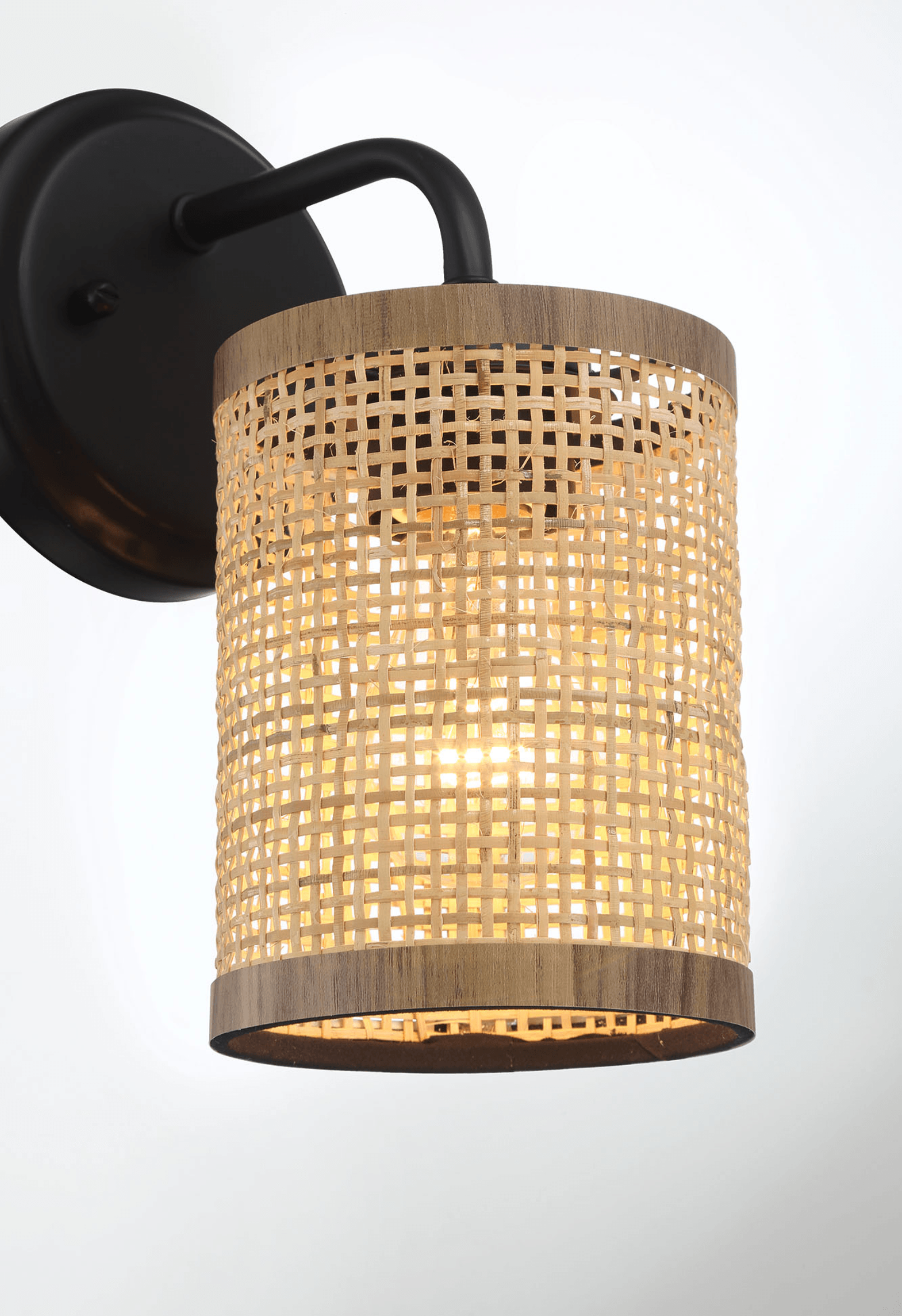 Reef Single Lights Wall Sconce With Natural Rattan Shade Rustic Wicker Wall Light.